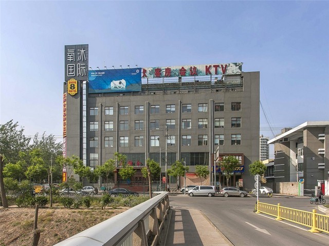 四川玻璃石材幕墙工程